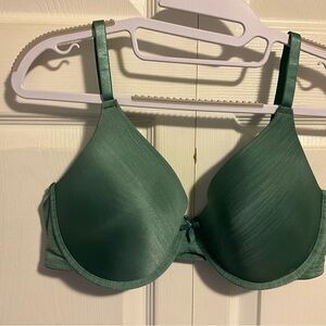 NWOT 40C Secret Treasures Intimate